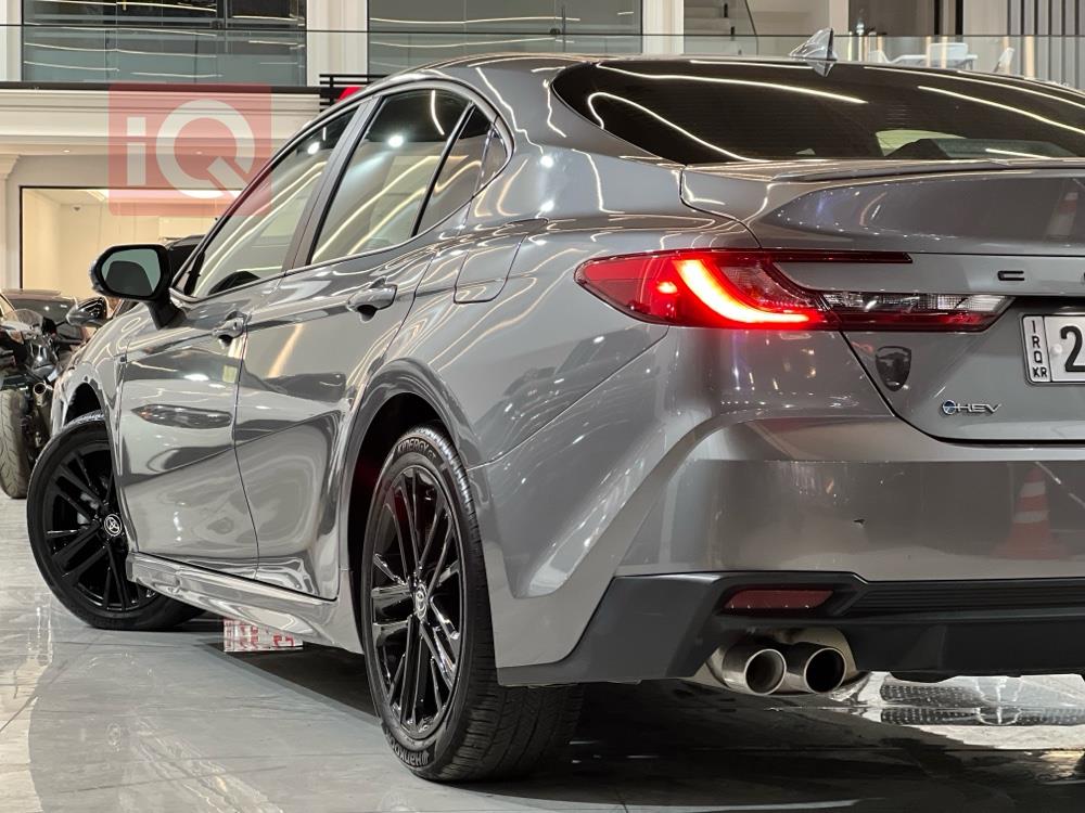 تۆیۆتا کامری